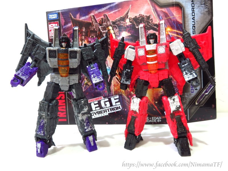 In Hand Photos Of Siege Skywarp Phantomstrike Squadron 15 (15 of 43)